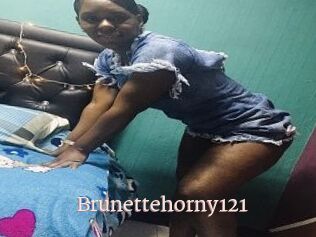Brunettehorny121