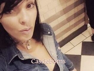 Cassie_Forns