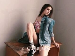 Cutie_Julia