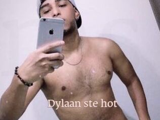 Dylaan_ste_hot