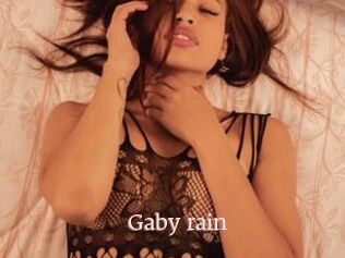 Gaby_rain