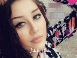 Julia982