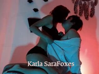 Karla_SaraFoxes