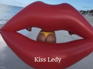 Kiss_Ledy