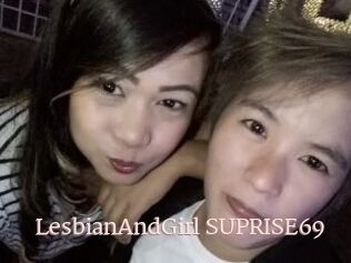 LesbianAndGirl_SUPRISE69