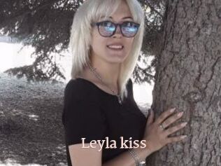 Leyla_kiss