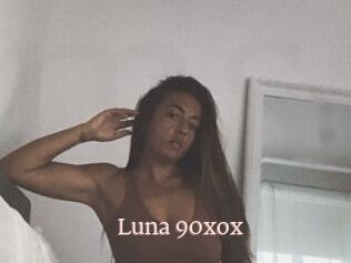 Luna_90xox