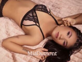MiaDumont