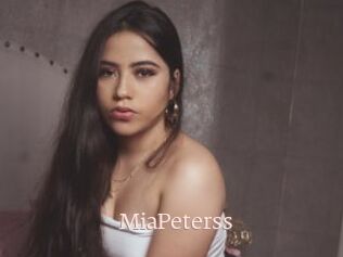 MiaPeterss