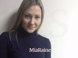Mia_Raine