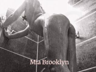 Mia_Brooklyn