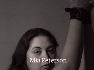 Mia_Peterson