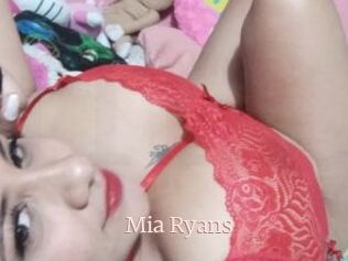Mia_Ryans