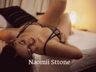 Naomii_Sttone