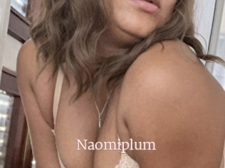 Naomiplum