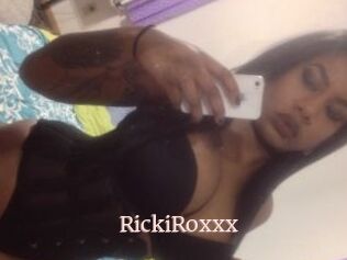 RickiRoxxx
