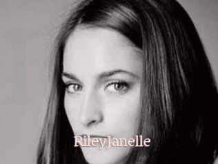 Riley_Janelle