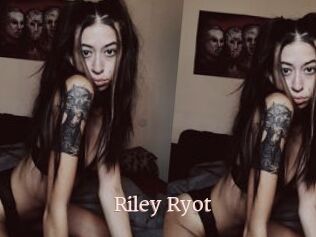 Riley_Ryot