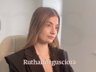 Ruthannegusciora