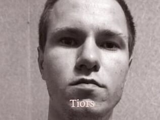 Tiors