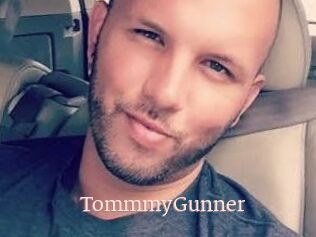 TommmyGunner