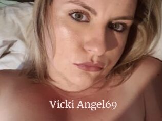 Vicki_Angel69