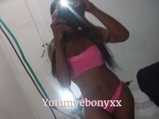 Yummyebonyxx